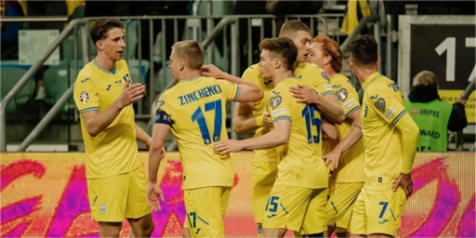 Генеральний директор Борнмута розхвалив українця