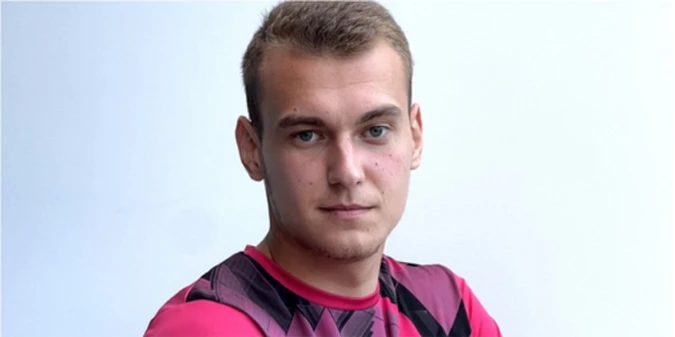 Ексголкіпер збірної України підписав контракт з клубом країни-агресора
