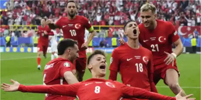 Збірна Туреччини здобула перемогу в шаленому матчі із Грузією