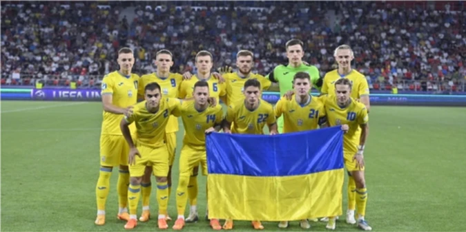 Борнмут готовий витратити гроші з трансферу Забарного на ще одного українця