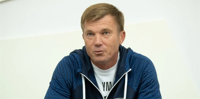 "Тут сильна команда, яка вже встигла зробити собі ім’я", - Максимов про СК "Дніпро-1"