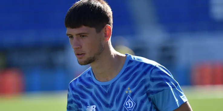 Футболіст Динамо, який виїхав з України, хоче змінити клуб: що відомо