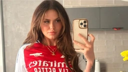 Зваблива фанатка Зінченка прийшла на матч без одягу (+ФОТО)