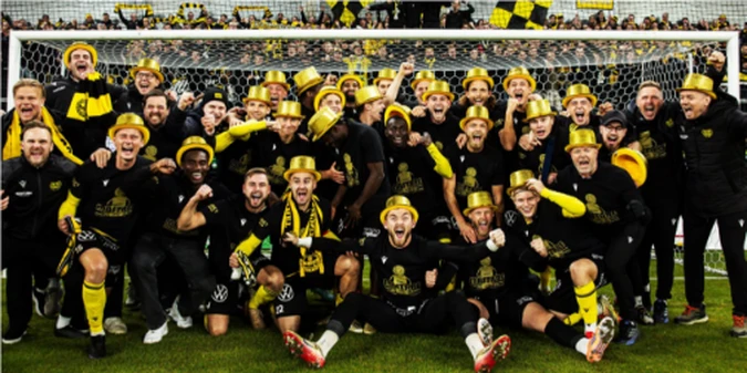 Клуб із села з населенням 1500 людей сенсаційно став чемпіоном європейської ліги (+ВІДЕО)