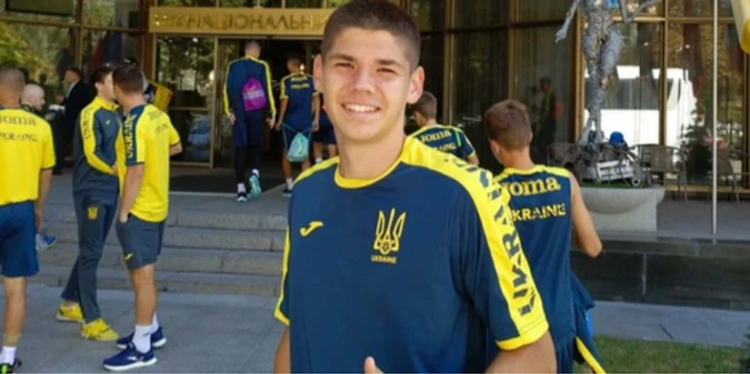 Жирона націлилася на українського захисника