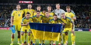 Барселона може безкоштовно підписати лідера збірної України
