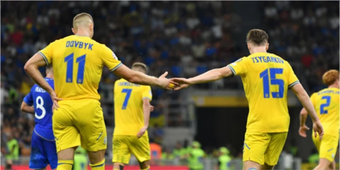 Довбик і Циганков розпочали підготовку до нового сезону з Жироною (+ФОТО)