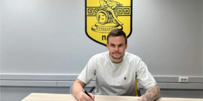 Максим Коваль нарешті офіційно працевлаштувався в чемпіонаті Греції
