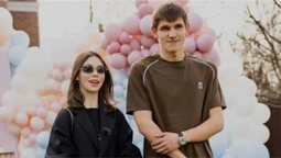Донька Суркіса вперше засвітила обличчя свого сина (+ФОТО)