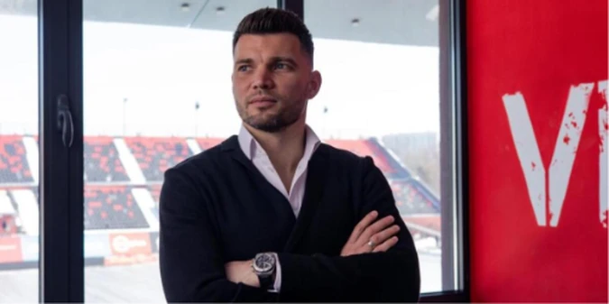 Спортивний директор Вереса емоційно прокоментував історію з лідером Карпат