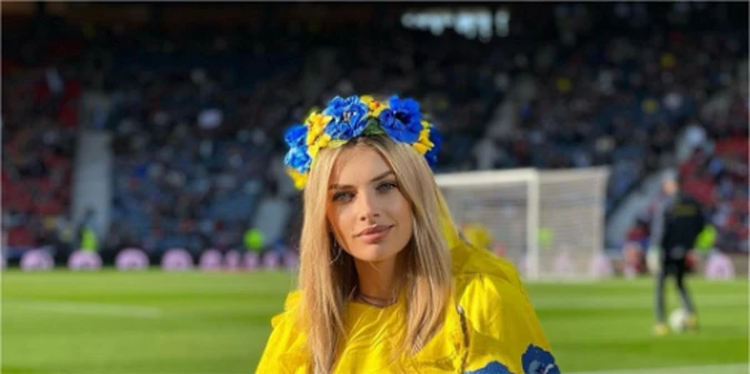 Дружина Зінченка та Ребров проводять медіа-експеримент у збірній України