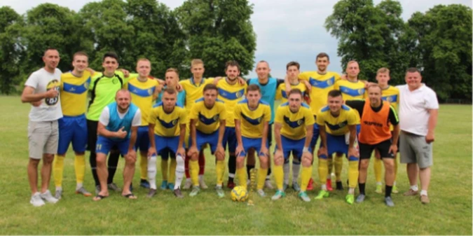 Футбол почекає: матч чемпіонату України перенесено через весілля футболіста