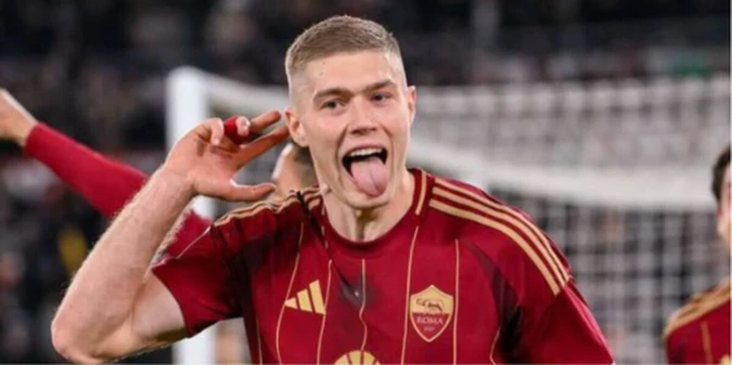 Довбик серед розчарувань Роми: італійські медіа не пошкодували критики