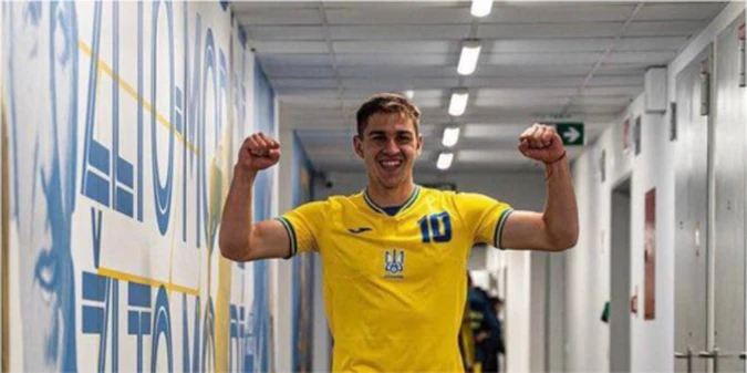 Ярмолюк ударом паненкою з пенальті вивів Україну U-21 вперед у матчі із Сербією (+ВІДЕО)