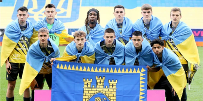 Два гравці Руху потрапили до списку номінантів на нагороду Golden Boy