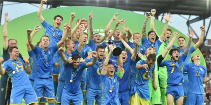 Український півзахисник розкрив, чому його вигнали з європейського клубу