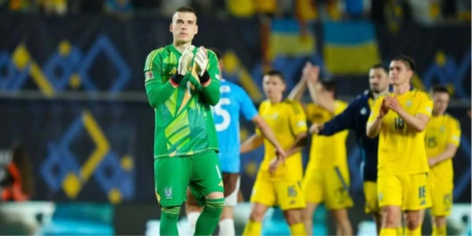 Відомі нові деталі бесіди Луніна та Куртуа після матчу Ліги націй