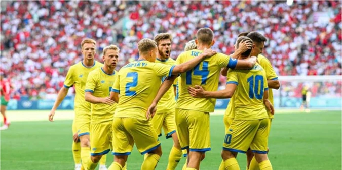 Клуб з французької Ліги 1 цікавиться українським півзахисником