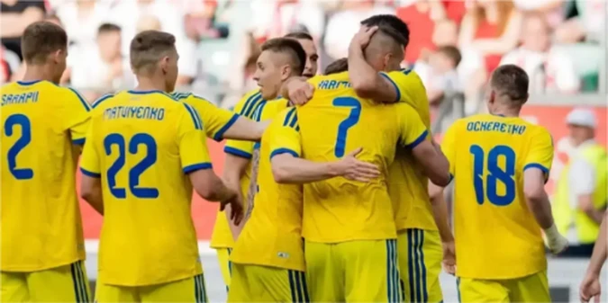 Алкоголь та гулянки на зборах: викрито шокуючий безлад у збірній України
