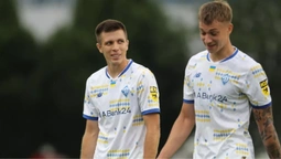 Фанат заліз на дерево, щоб подивитися матч Оболонь —  Динамо Київ (+ФОТО)