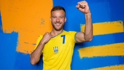 Дружина Ярмоленка зворушливо звернулася до чоловіка після забитого дубля у матчі ЛЄ (+ФОТО)