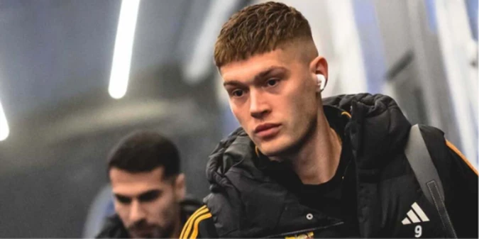Довбик у списку Манчестер Юнайтед: що відомо про інтерес гранда