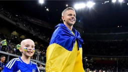 Зінченко: Кожен з українським паспортом має зробити все можливе, щоб наблизити перемогу