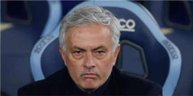 Деку прокоментував можливість приходу Моурінью в Барселону