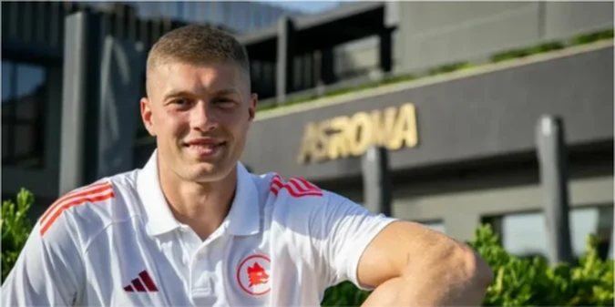 Довбик розповів, яких цілей прагне досягти з Ромою у новому сезоні