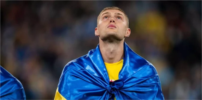 Головний біль Реброва: що робити з Довбиком, який не забиває за збірну