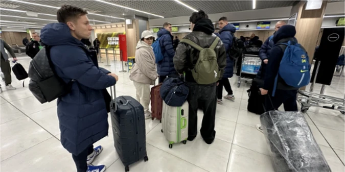 Кілька клубів УПЛ втратили багаж під час повернення зі зборів