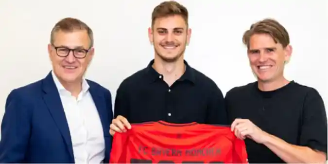 Баварія підписала контракт з гравцем Баєра