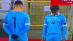 🎥ВІДЕО!  Молодіжні збірні Ізраїлю та Польщі U21 вшанували пам'ять загиблих після матчу хвилиною мовчання після відмови УЄФА