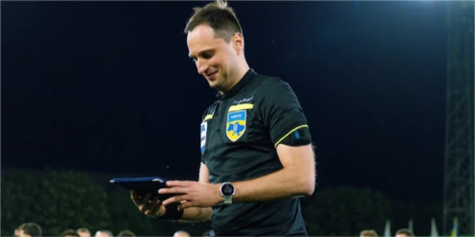 УЄФА довіряє, а УАФ карає: що чекає на арбітрів, які опинилися в центрі скандалу