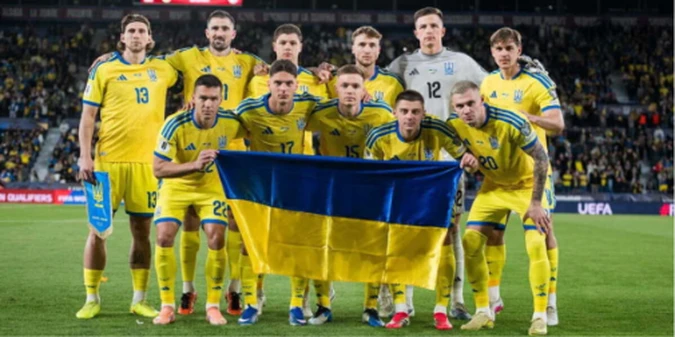 Названо тренера, який може очолити збірну України вже зараз