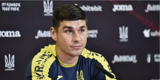 Руслан Маліновський прокоментував гру лідерів збірної України