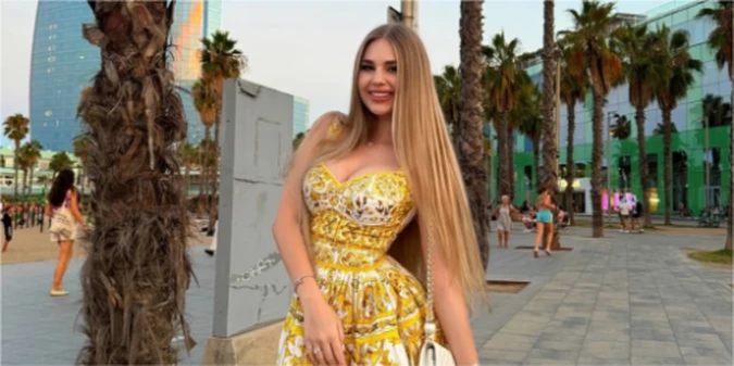 Так виглядає жіночність: образ коханої гравця збірної України підірвав мережу (+ФОТО)