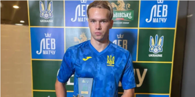 Це інопланетянин: колишній одноклубник розкрив, яким був Мудрик