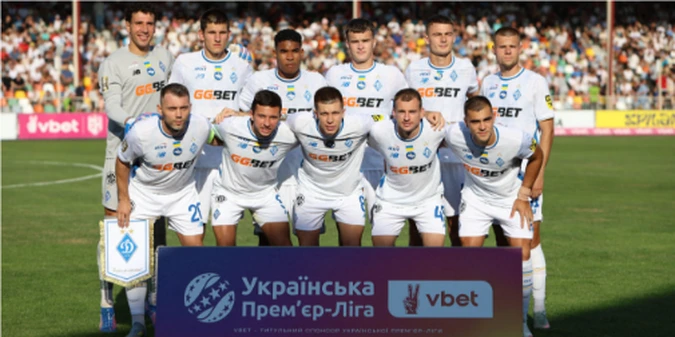 Ультрас Динамо провели розмову з гравцем після  поразки (+ВІДЕО)