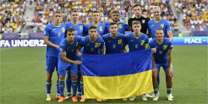 Тренер європейського клубу прийняв радикальне рішення - українця можуть вигнати влітку