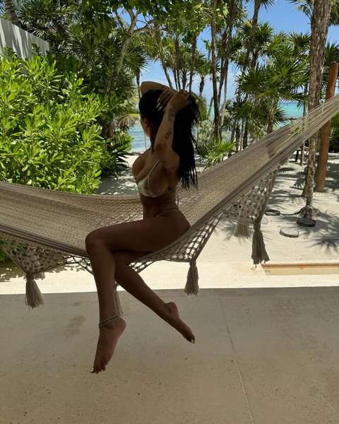 фото: https://www.instagram.com/miakhalifa