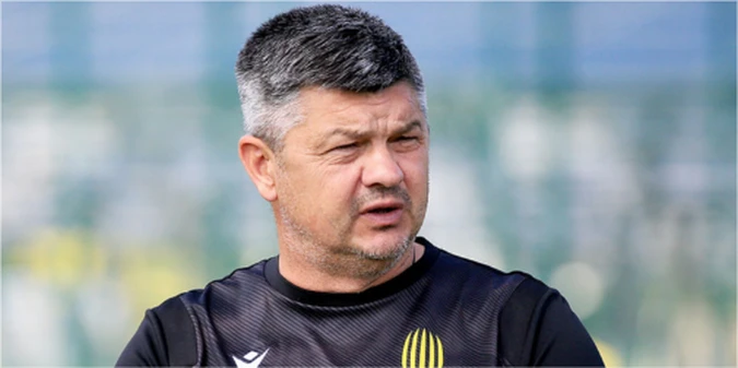 Головний тренер Руху на межі звільнення: заміна вже знайдена