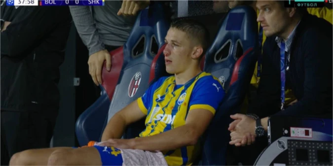 Сікан показав фото перелому носа після матчу з Болоньєю у Лізі чемпіонів (+ФОТО)