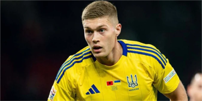Відомий англійський клуб хоче підписати Довбика, проте є одна проблема
