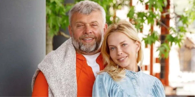 Очільник клубу УПЛ у 54 роки став батьком шостий раз