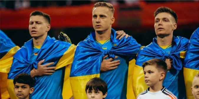 Гравця збірної України змушують коментувати дописи в Instagram - цікава ситуація (+ФОТО)
