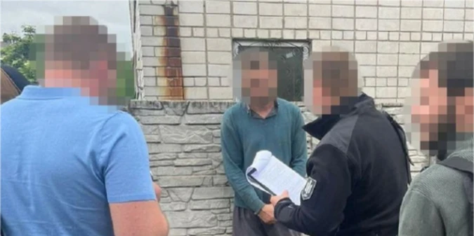 Працівник ТЦК торгував повістками, щоб «відмазати» футболістів від армії