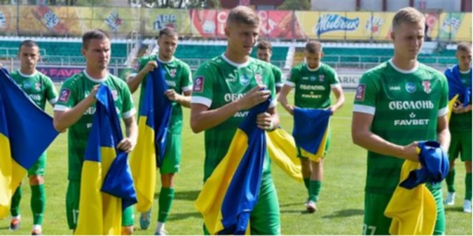 Рух легко розібрався з Оболонню