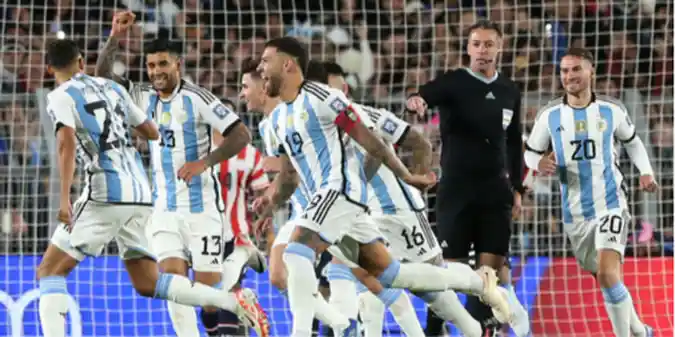 Збірна Аргентини разом з Мессі перемогла Еквадор (+ВІДЕО)