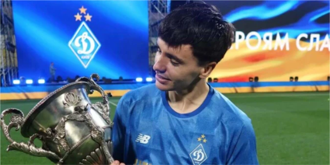 Кохання на тлі чемпіонства: Шапаренко отримав відверте зізнання від доньки легенди Динамо (+ФОТО)